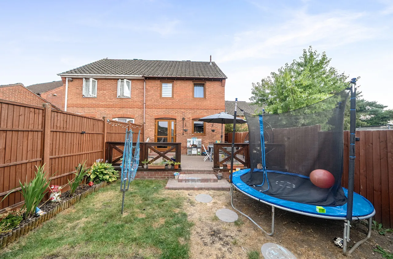 Cowley Close, Maybush, SO16, photo 9