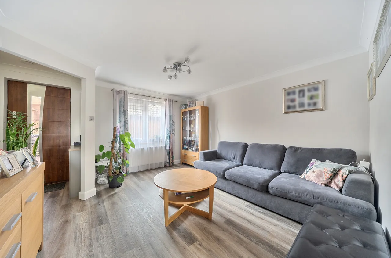 Cowley Close, Maybush, SO16, photo 2