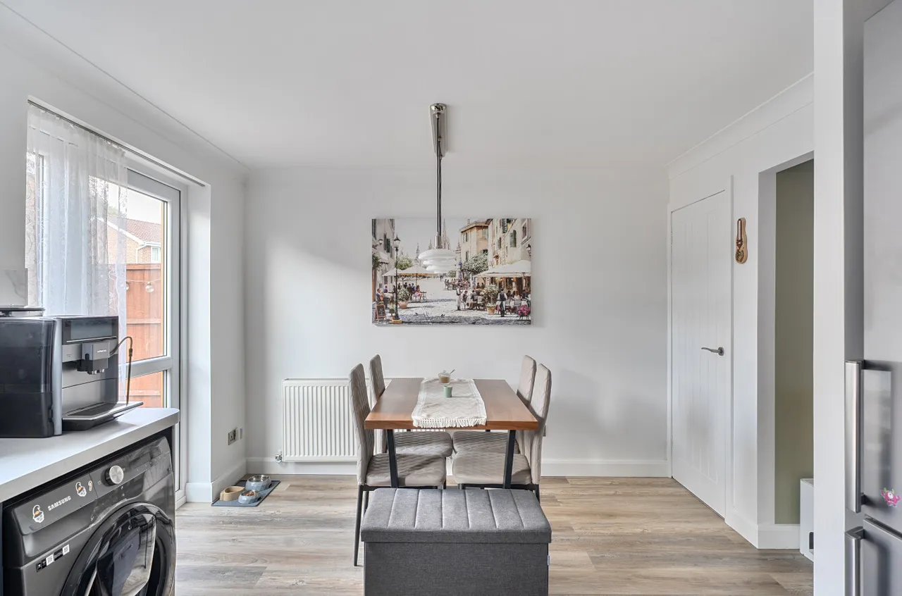 Cowley Close, Maybush, SO16, photo 4