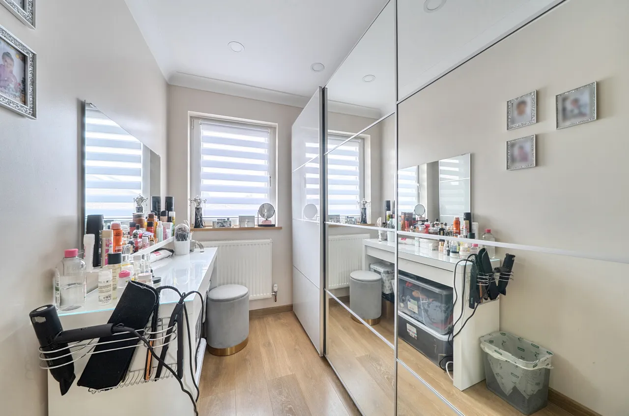 Cowley Close, Maybush, SO16, photo 6