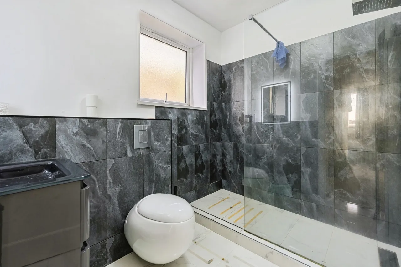 Wycliffe Road, Plymouth, PL3, photo 4