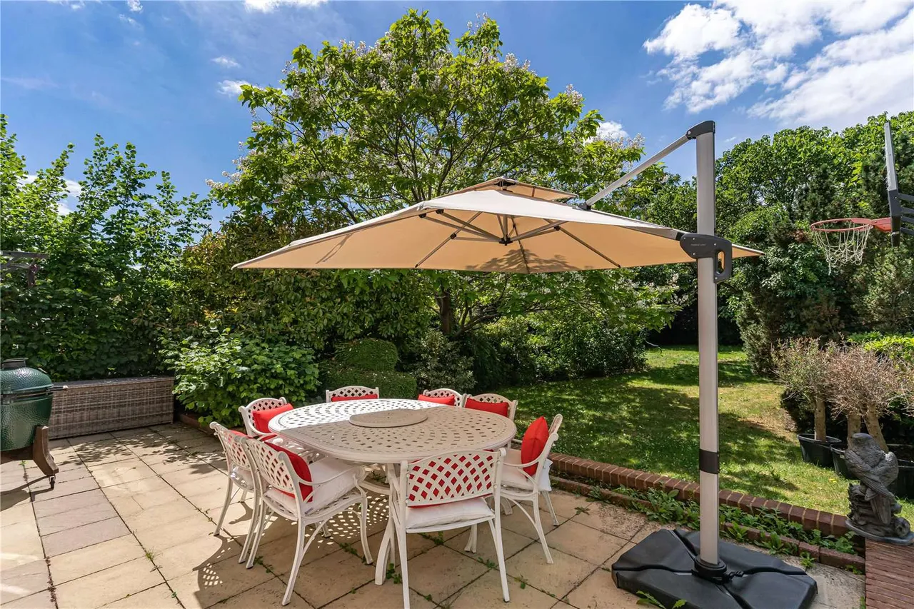 Rosemont Road, London, W3, photo 18