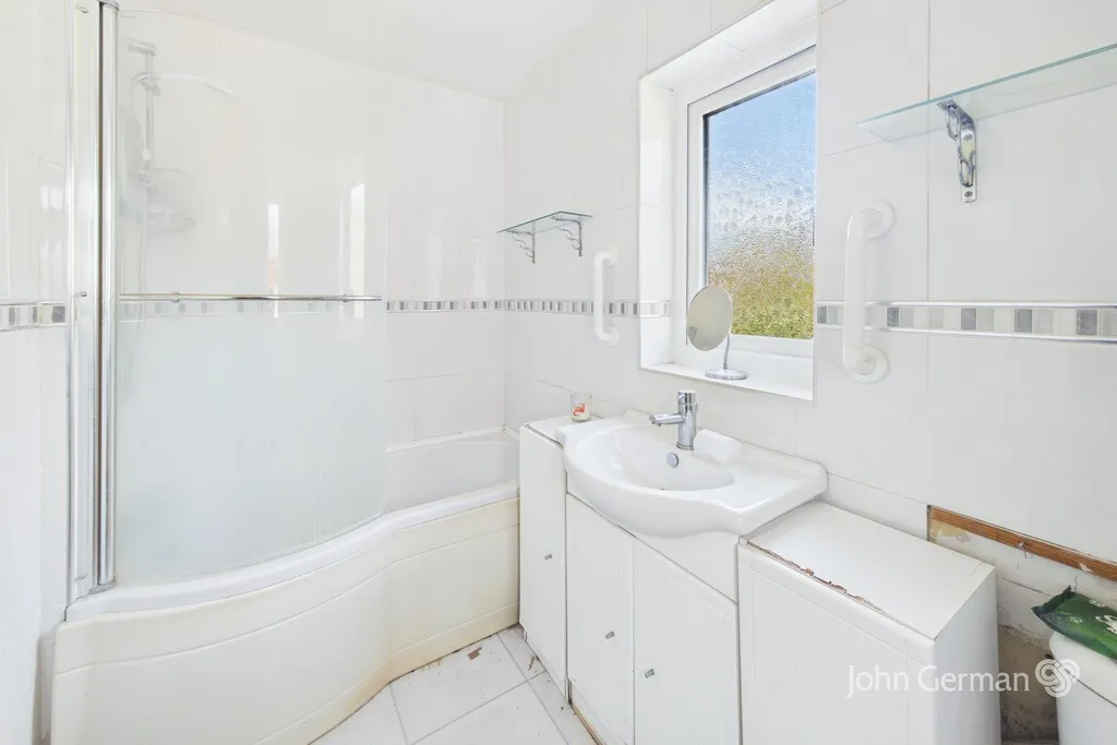 Mosley Drive, Uttoxeter, photo 10