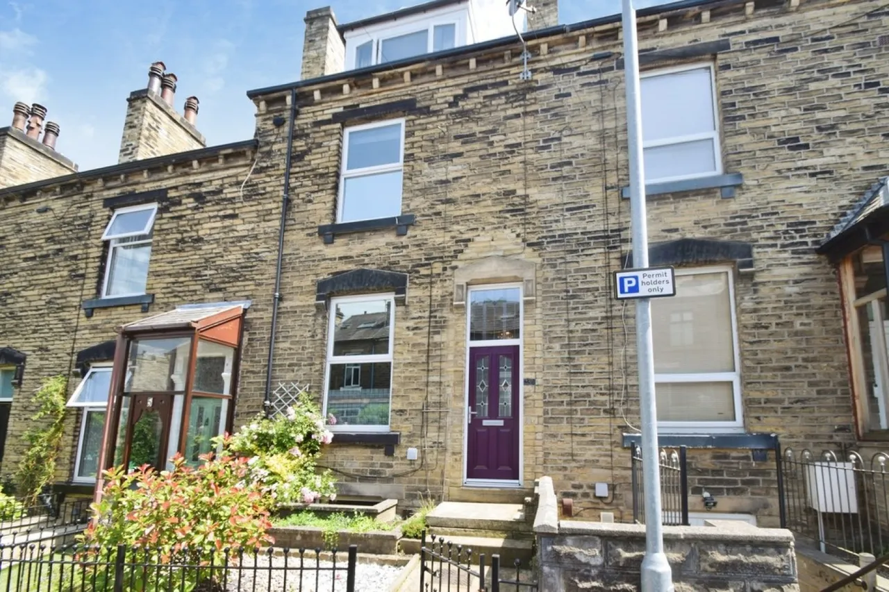 4 bed house for sale — Saltaire, Bradford, West Yorkshire