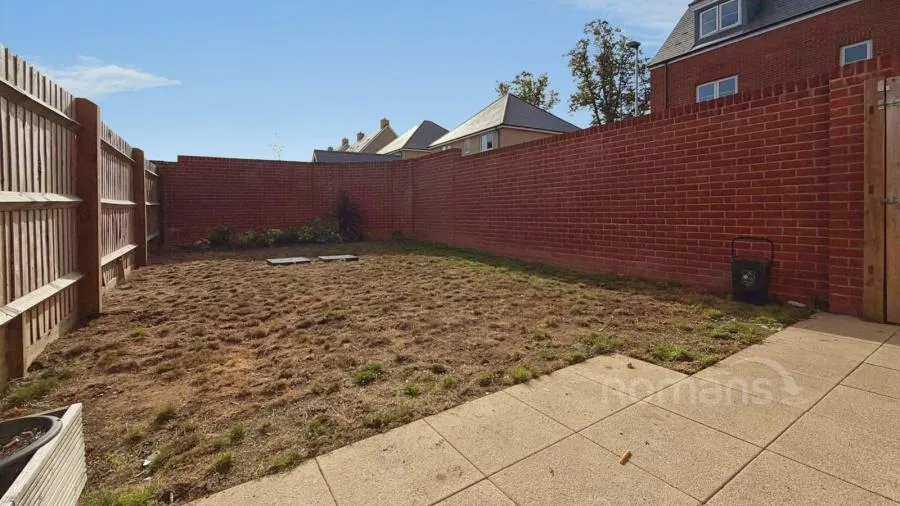 Hardinge Close, Wellesley, GU11, photo 21