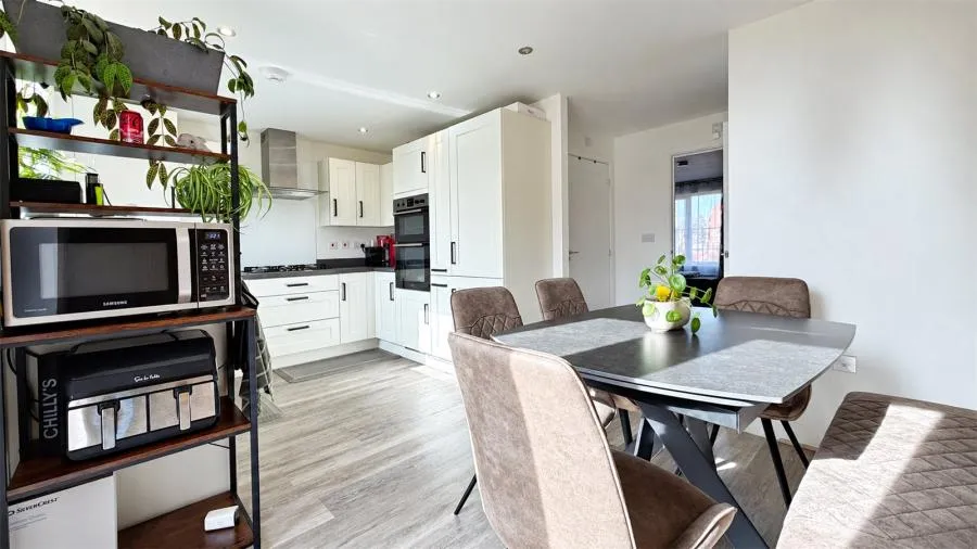 Hardinge Close, Wellesley, GU11, photo 11
