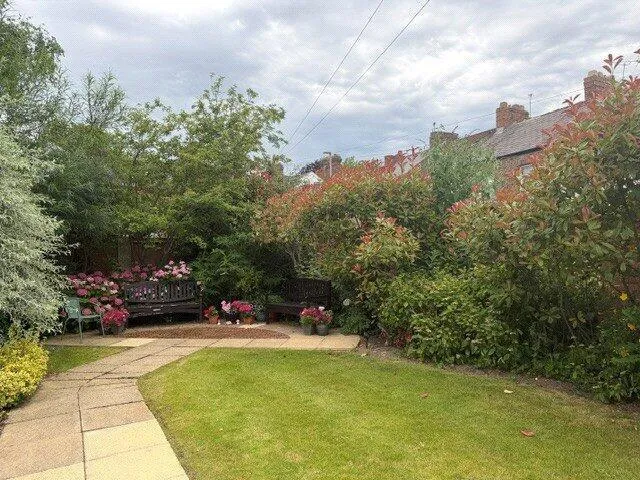 Fairweather Court/Central - Darlington, photo 11