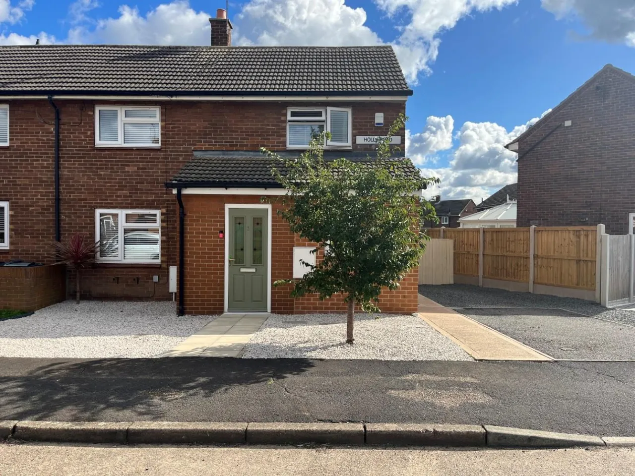 2 bed house for sale, Holly Road, Auckley, DN9