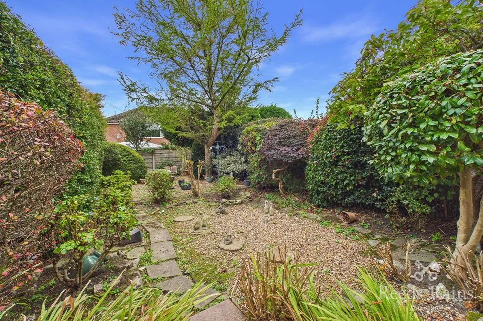 Bryn Drive, South Reddish, SK5, photo 14