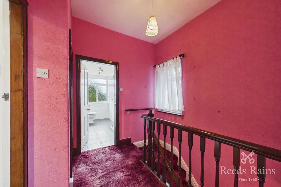 Bryn Drive, South Reddish, SK5, photo 9