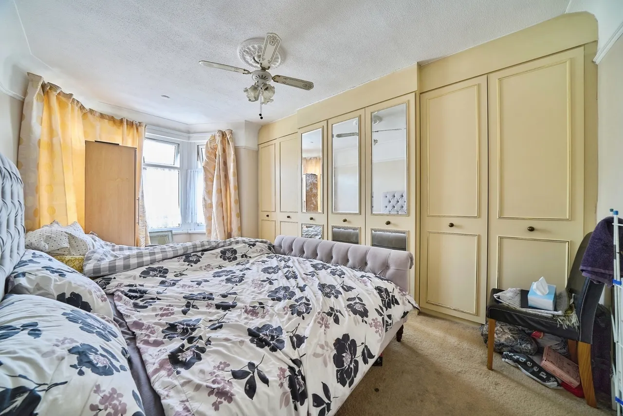 Lansdowne Road, Ilford, IG3, photo 11