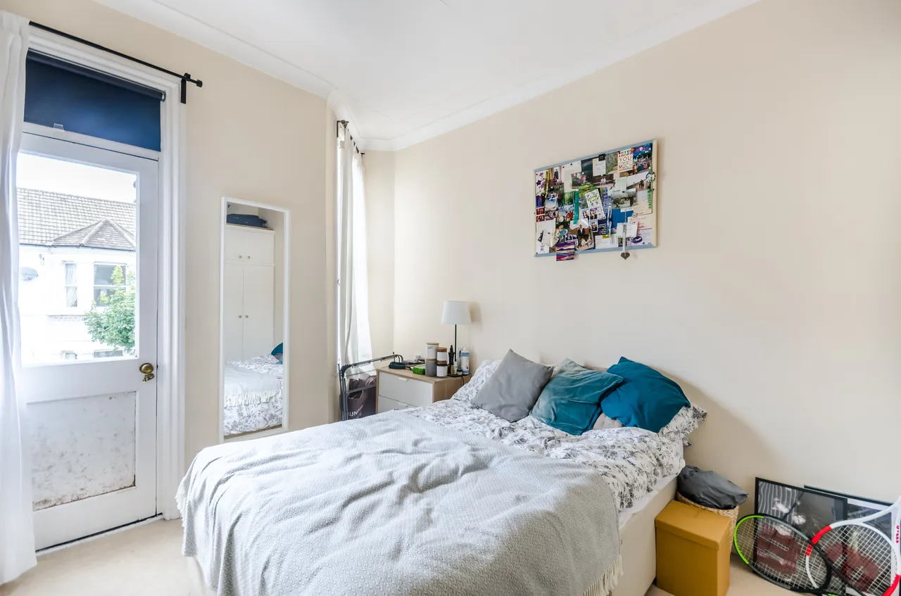 76 Wakehurst Road, London, photo 6