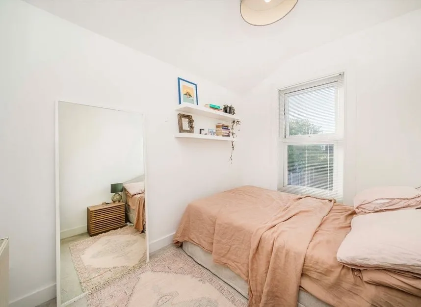 Tolworth Park Road, Surbiton, KT6, photo 6