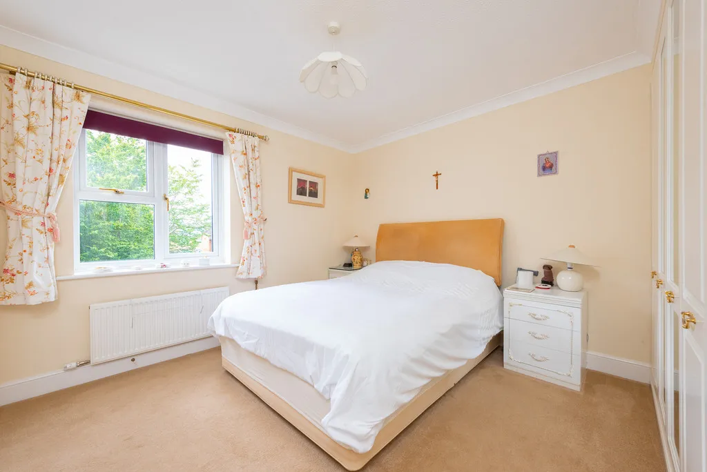Lower Moor, Yateley, GU46, photo 5