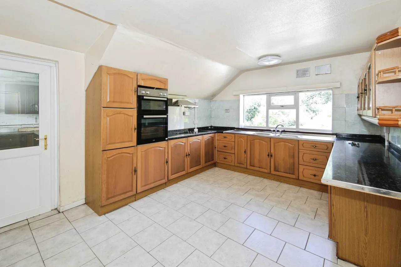 Land Lane, Marston Green, Birmingham, B37, photo 7