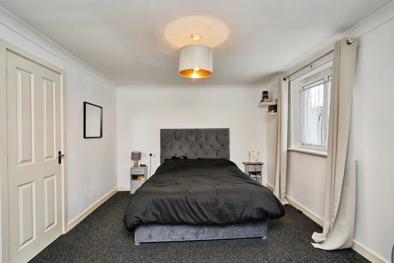 52 Snowberry Road, Newport, photo 11