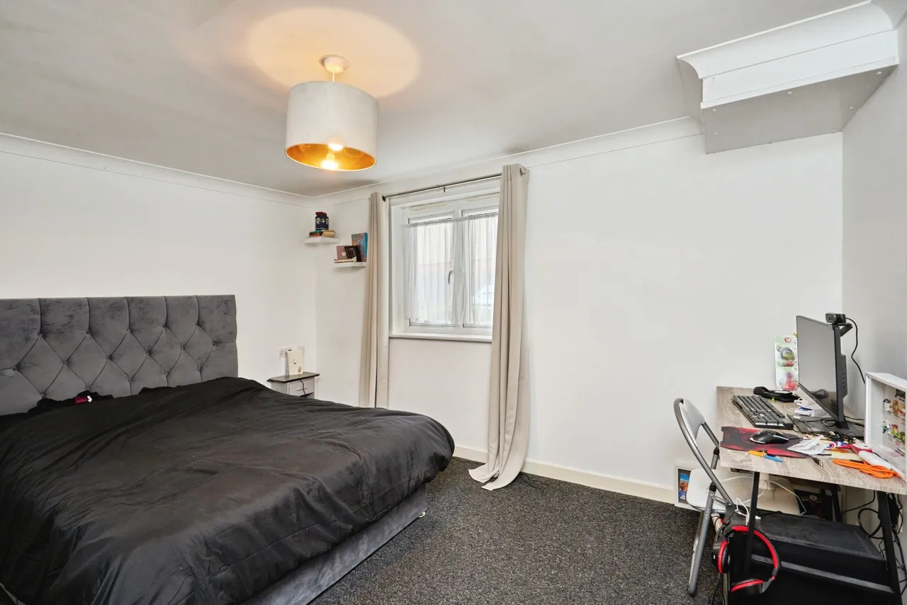 52 Snowberry Road, Newport, photo 12