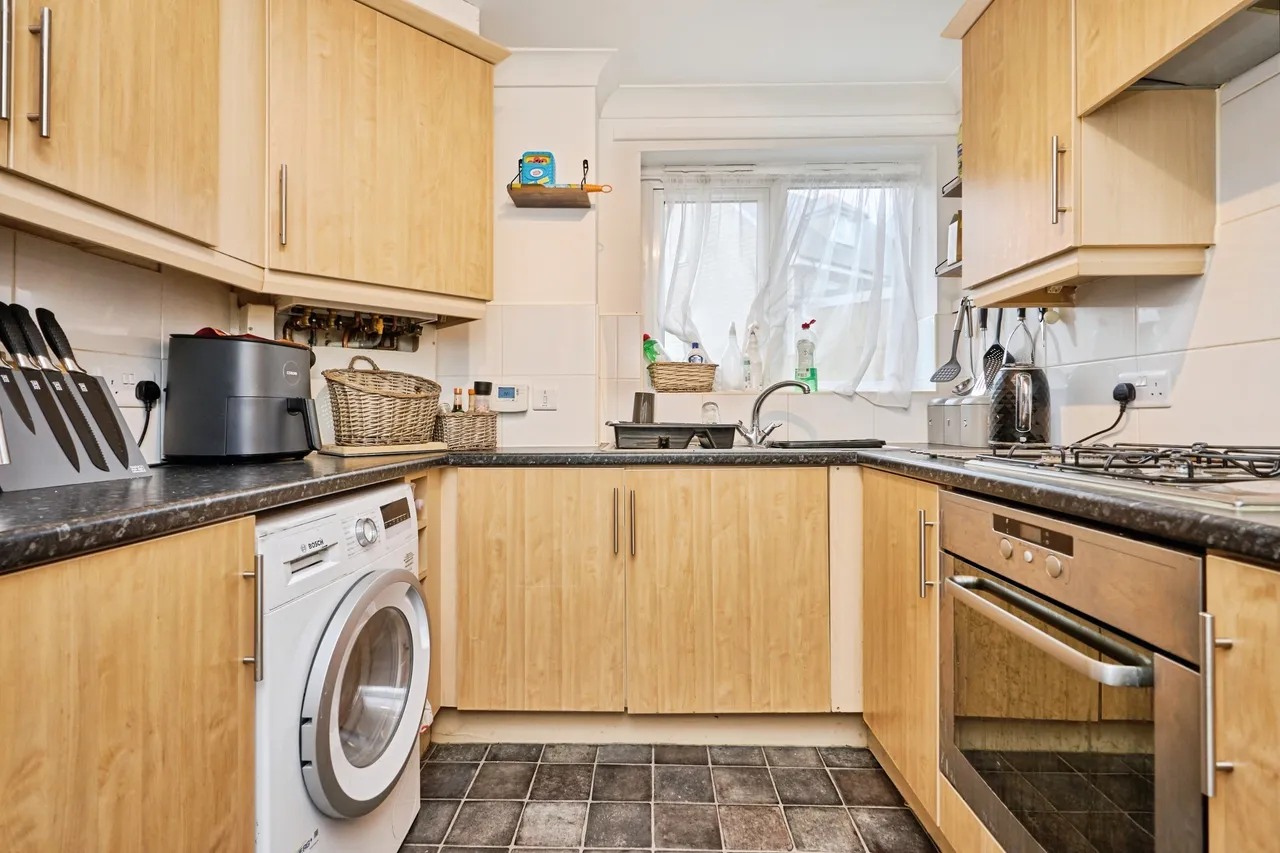 52 Snowberry Road, Newport, photo 9