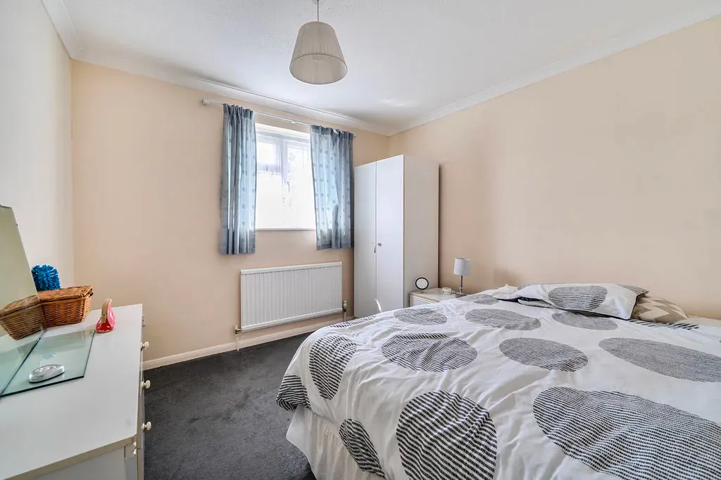 Coverdale, Heelands, Milton Keynes, Buckinghamshire, MK13 7LZ, photo 6