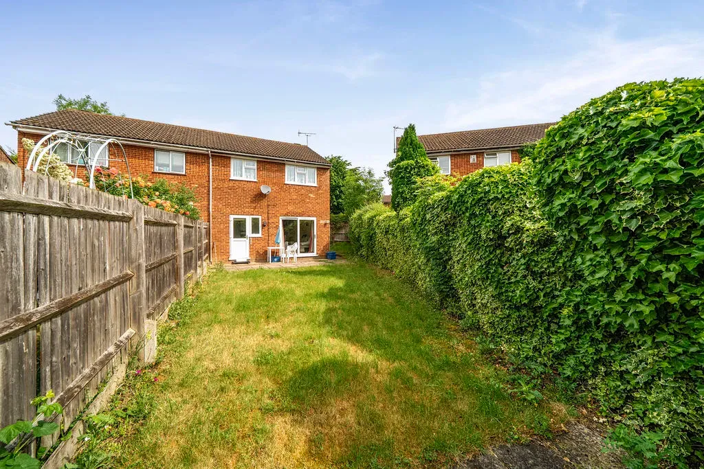 Coverdale, Heelands, Milton Keynes, Buckinghamshire, MK13 7LZ, photo 10