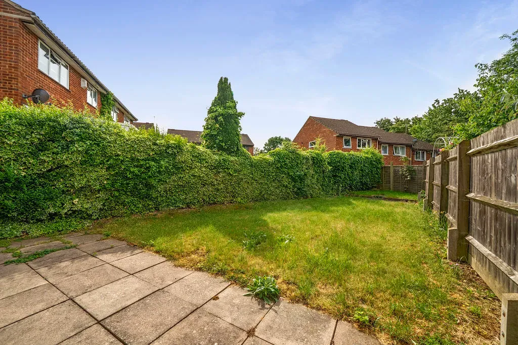 Coverdale, Heelands, Milton Keynes, Buckinghamshire, MK13 7LZ, photo 4