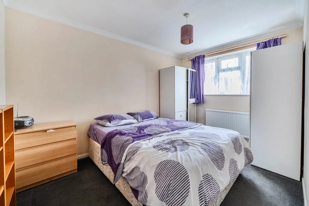 Coverdale, Heelands, Milton Keynes, Buckinghamshire, MK13 7LZ, photo 5