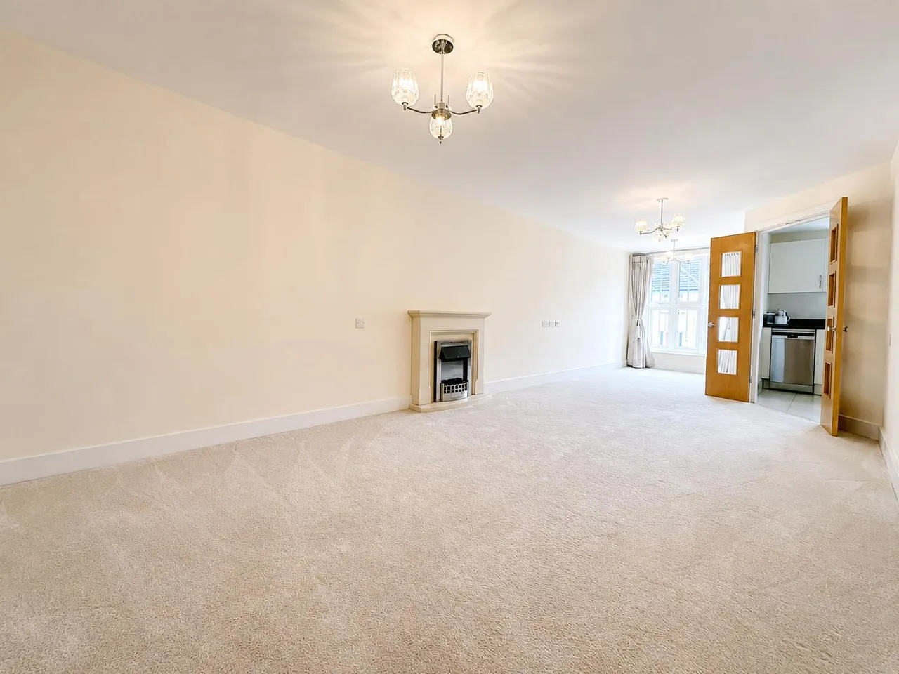 St. Lukes Road, Maidenhead, SL6, photo 2