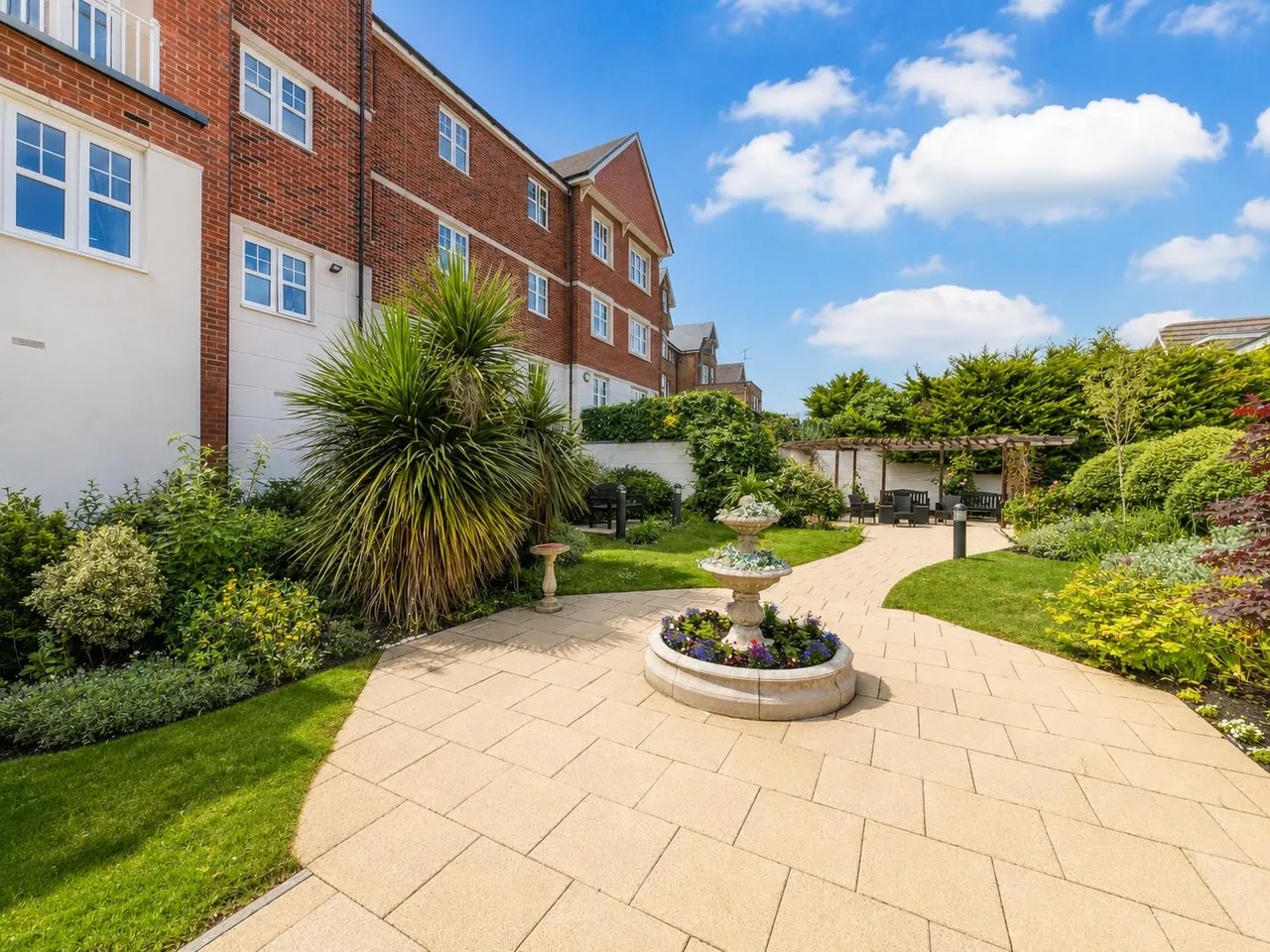 St. Lukes Road, Maidenhead, SL6, photo 15
