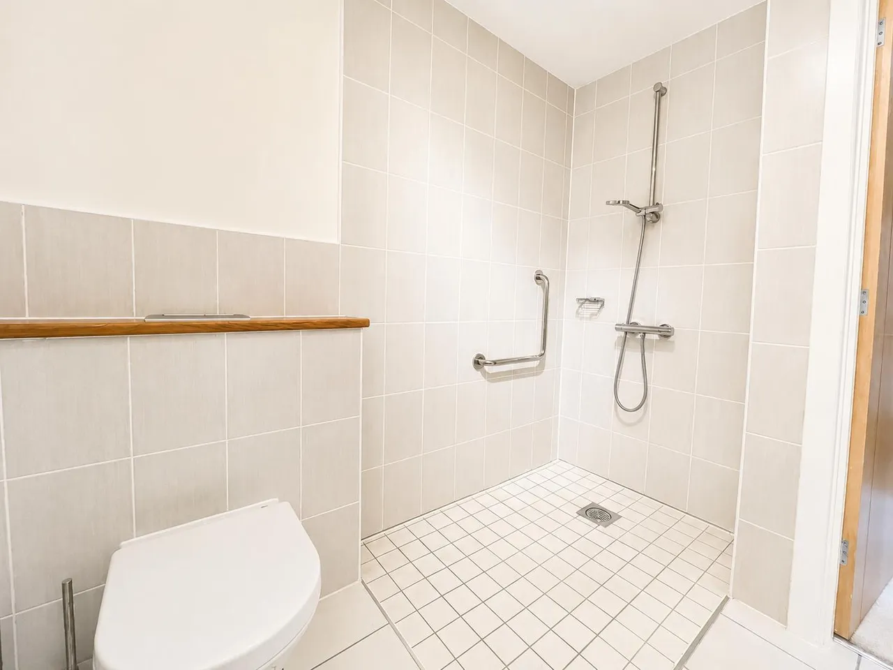 St. Lukes Road, Maidenhead, SL6, photo 12