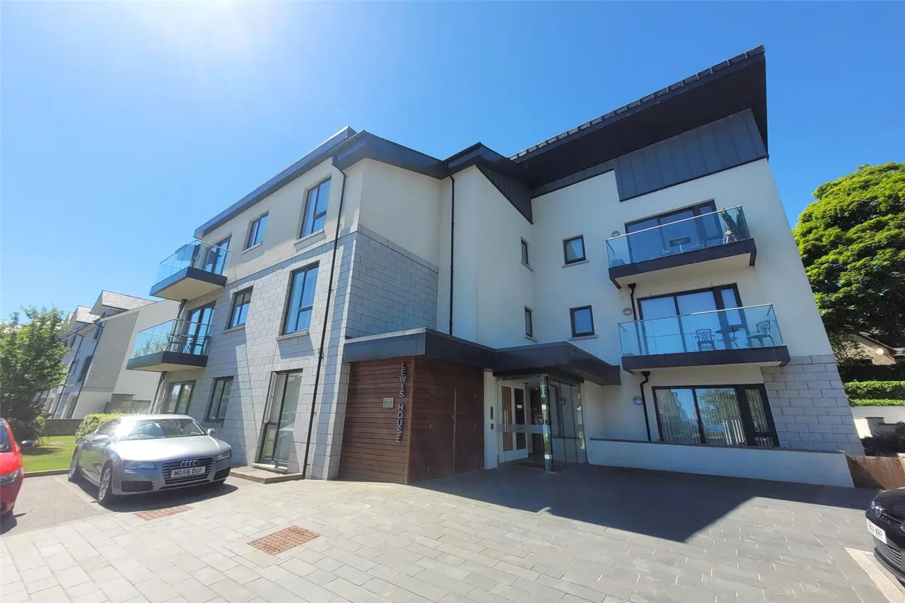 2 bed flat to rent, Oakhill Grange, Aberdeen, AB15