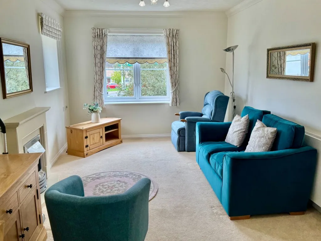 York Road, LS22, photo 5