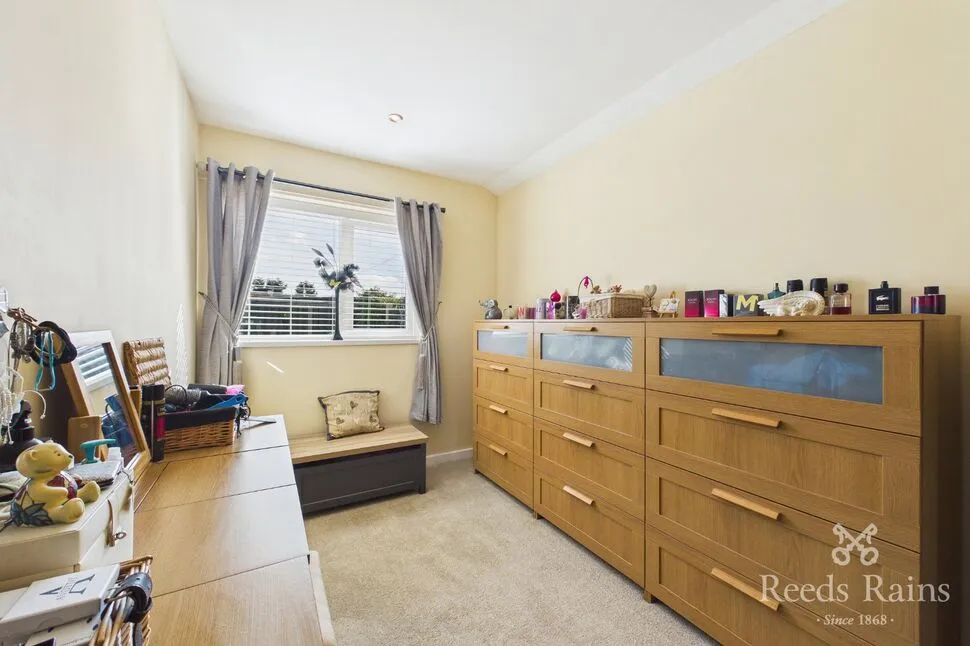 Hall Park Avenue, Crofton, West Yorkshire, WF4, photo 12