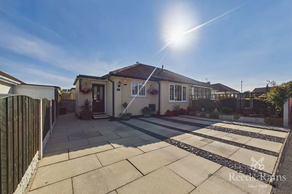 Hall Park Avenue, Crofton, West Yorkshire, WF4, photo 6