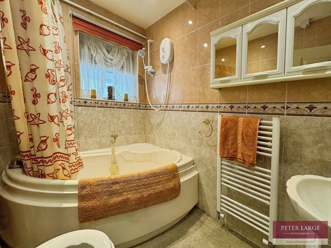 Clwyd Gardens, Kinmel Bay, Conwy, LL18 5NB, photo 12