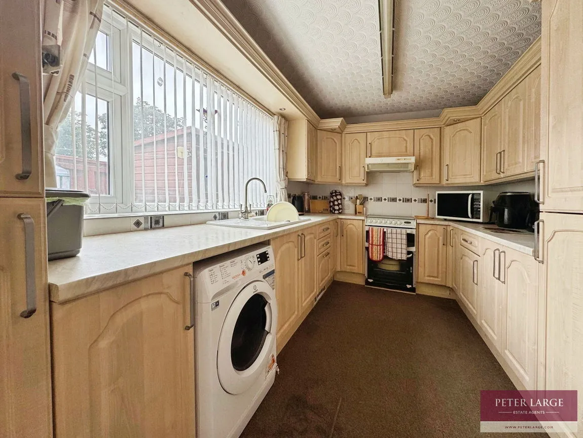 Clwyd Gardens, Kinmel Bay, Conwy, LL18 5NB, photo 4
