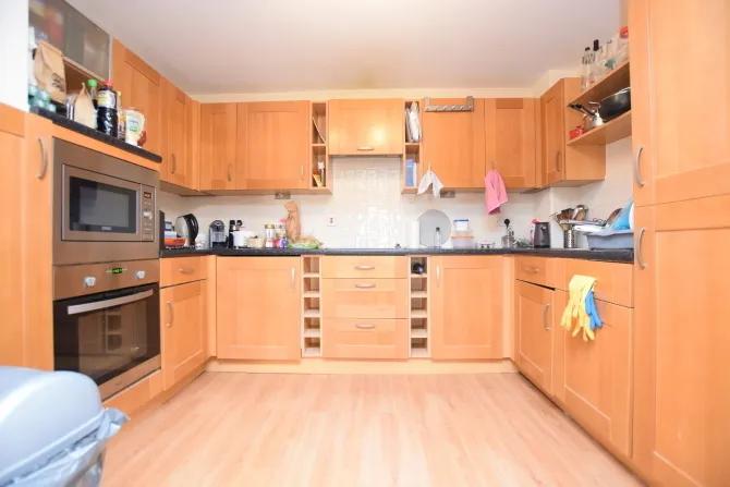 Royal Plaza, 1 Eldon Street, Sheffield, S1 4GB, photo 3