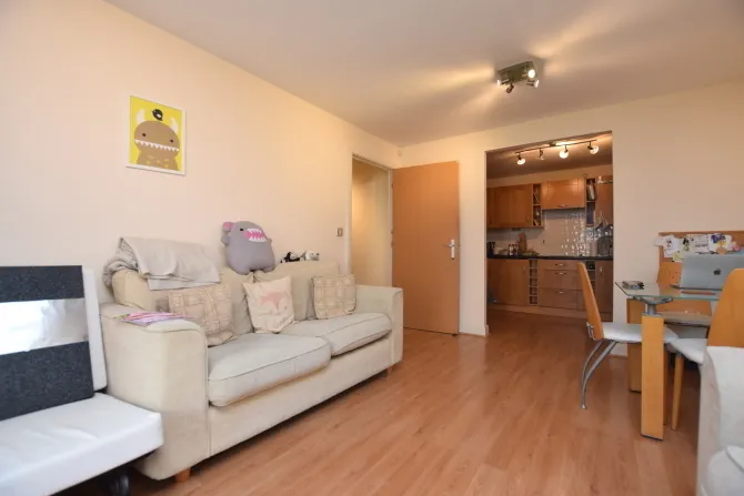 2 bed flat to rent — Royal Plaza, 1 Eldon Street, Sheffield, S1 4GB