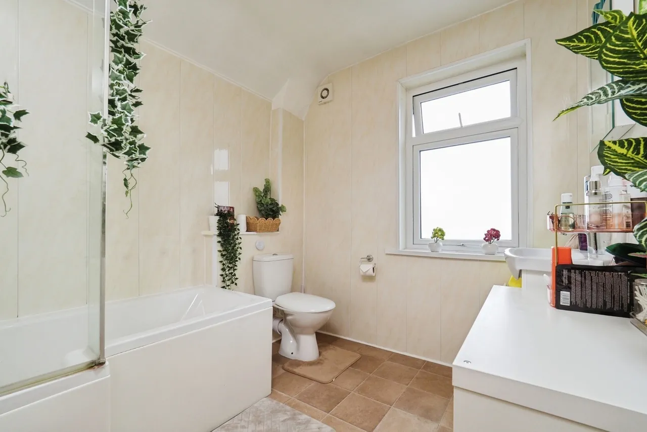 Marlborough Road, Beeston, NG9, photo 28