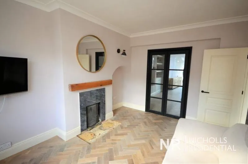 Belfield Road, West Ewell, KT19, photo 8
