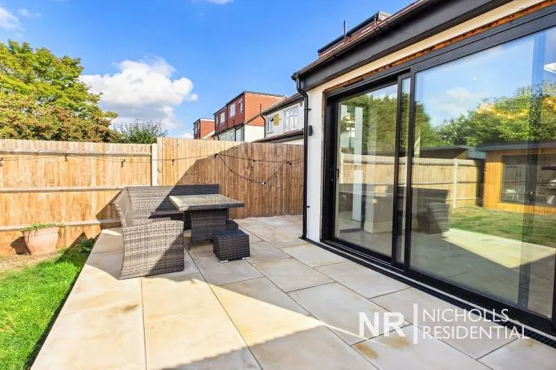 Belfield Road, West Ewell, KT19, photo 15