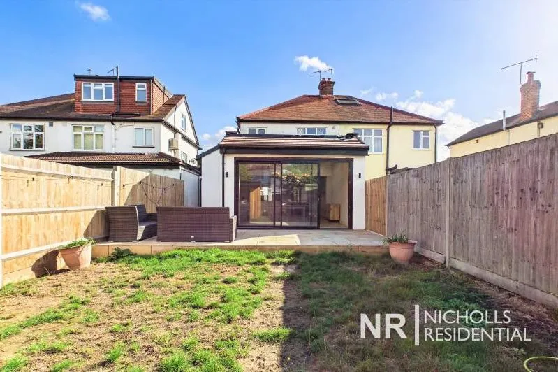 Belfield Road, West Ewell, KT19, photo 16