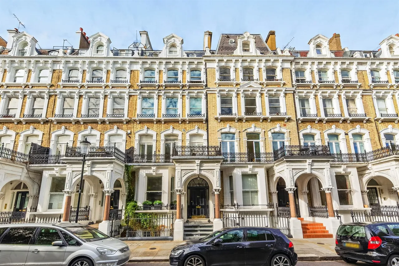 Redcliffe Square, London, SW10, photo 3