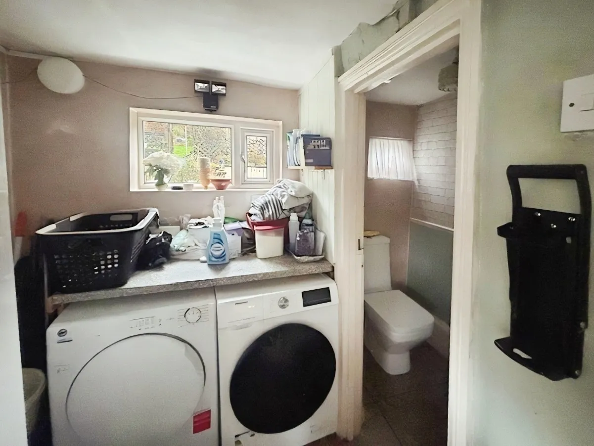 Wern House, Ynysfforch, Seven Sisters, Neath, SA10 9HA, photo 5