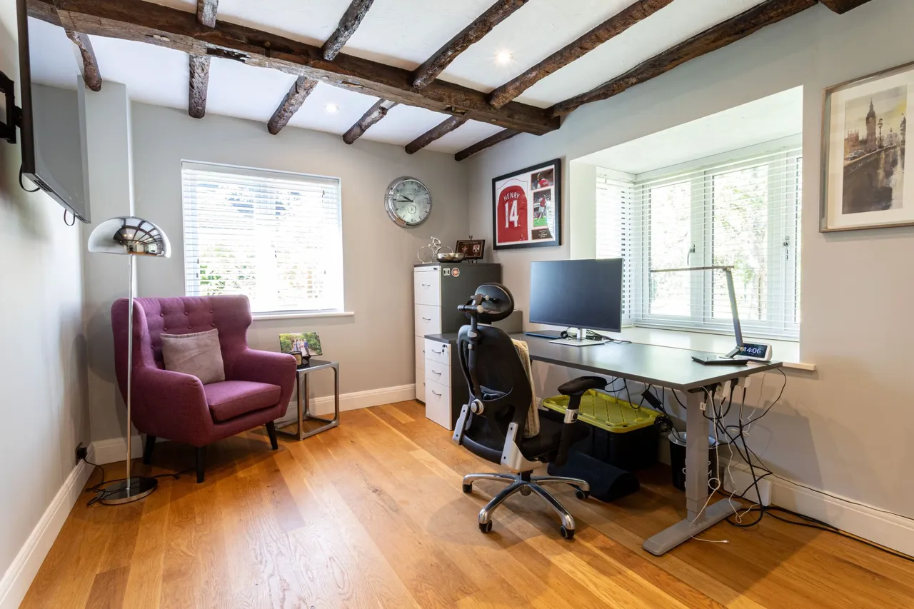 Myrtles Evendons Lane, Wokingham, RG41 4DU, photo 10