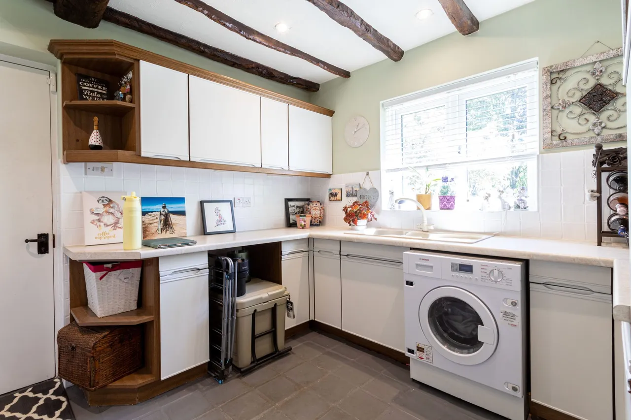 Myrtles Evendons Lane, Wokingham, RG41 4DU, photo 9