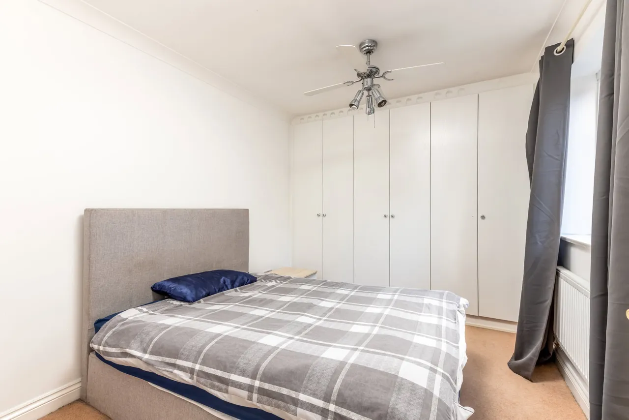 Ravel Close, Milton Keynes, MK7, photo 25