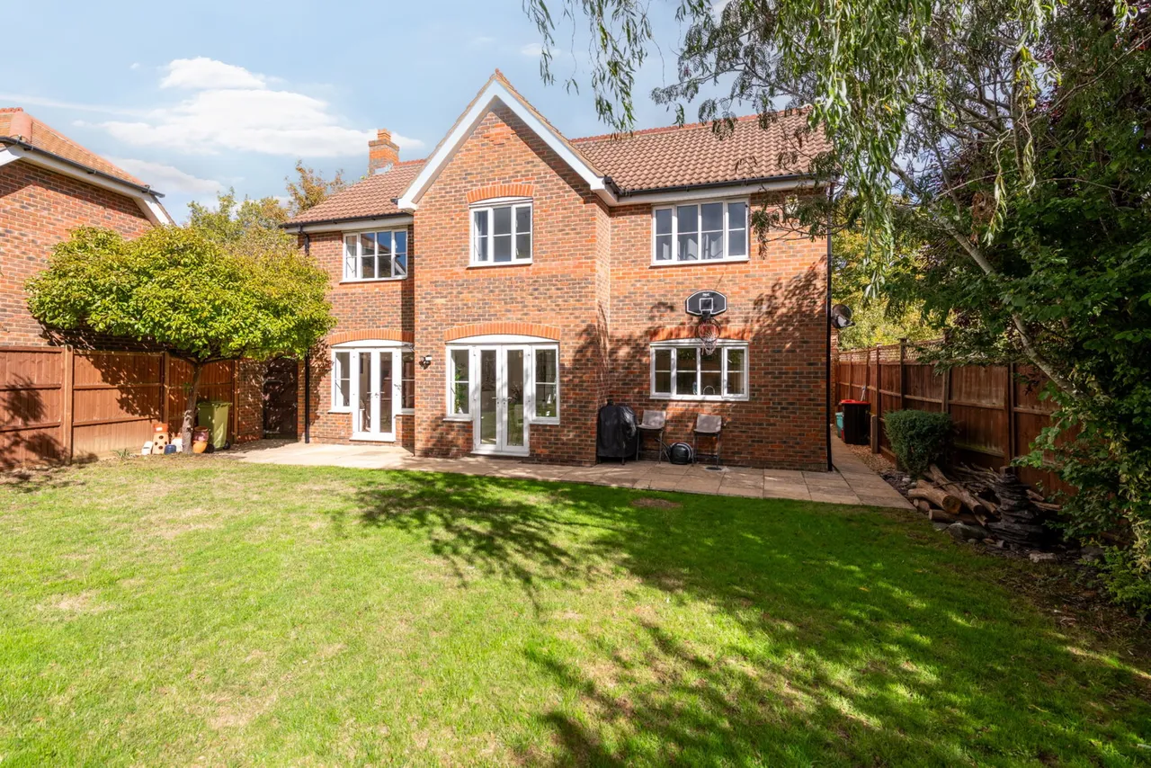 Ravel Close, Milton Keynes, MK7, photo 31