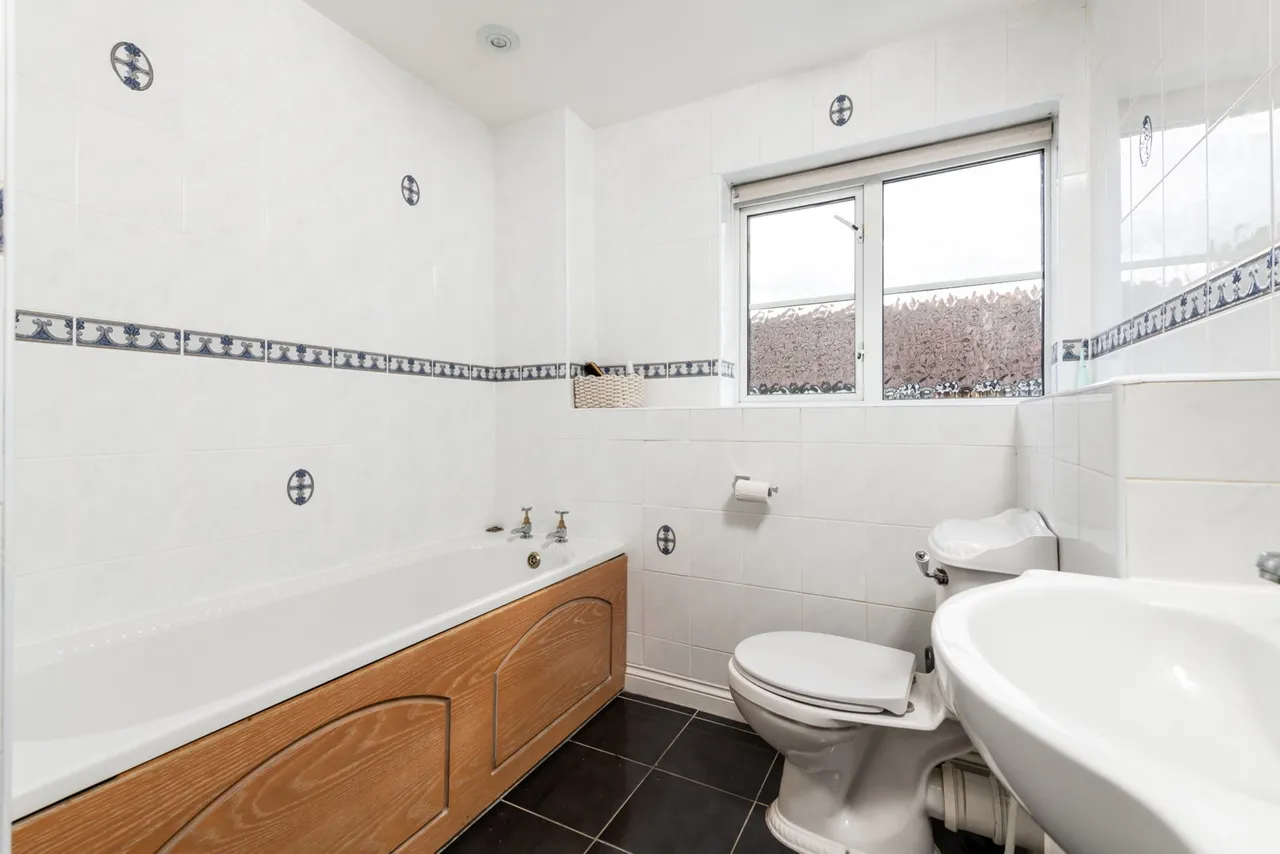 Ravel Close, Milton Keynes, MK7, photo 28