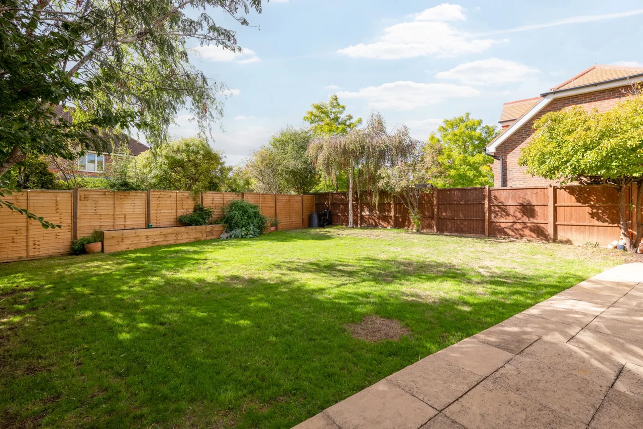 Ravel Close, Milton Keynes, MK7, photo 30