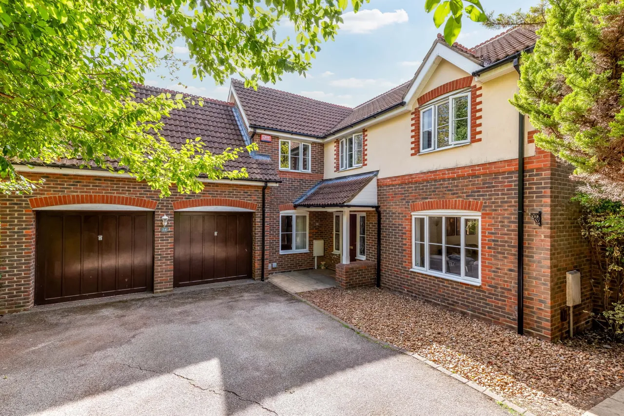 5 bed house for sale, Ravel Close, Milton Keynes, MK7